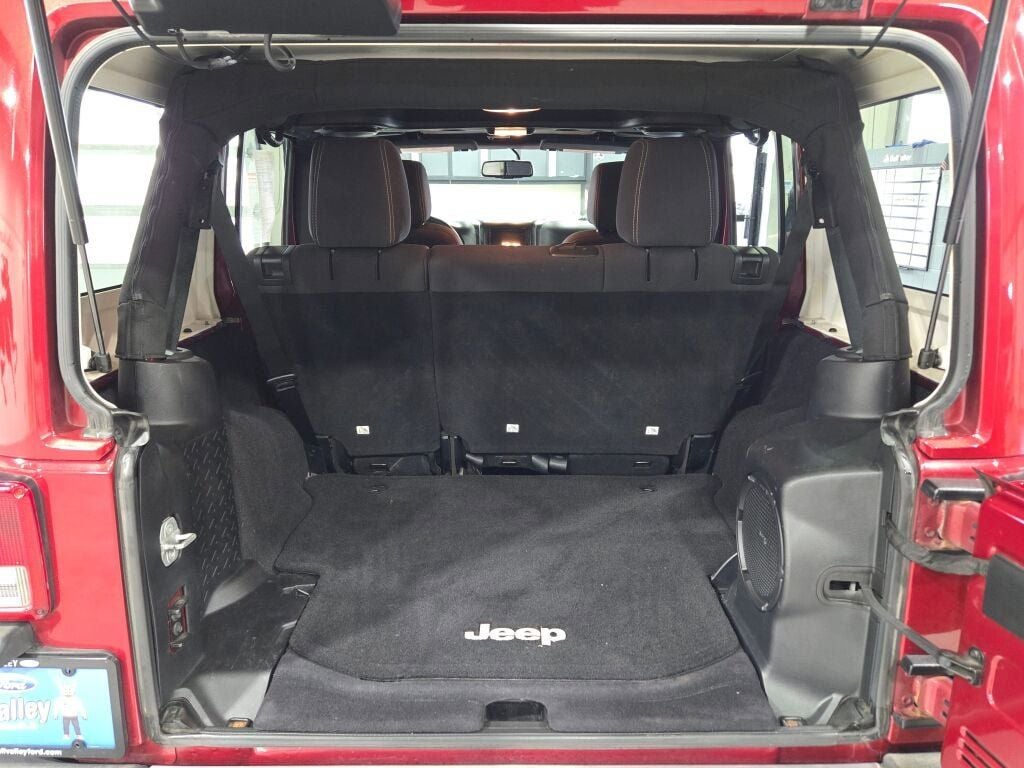 2013 Jeep Wrangler Unlimited Sahara