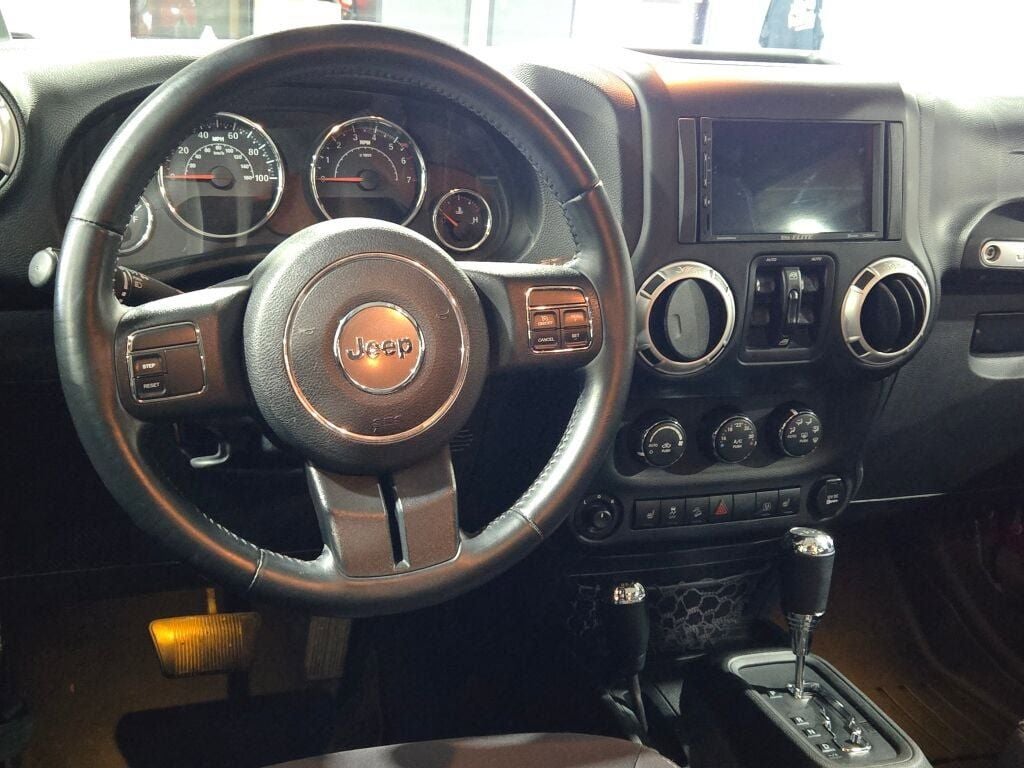 2013 Jeep Wrangler Unlimited Sahara