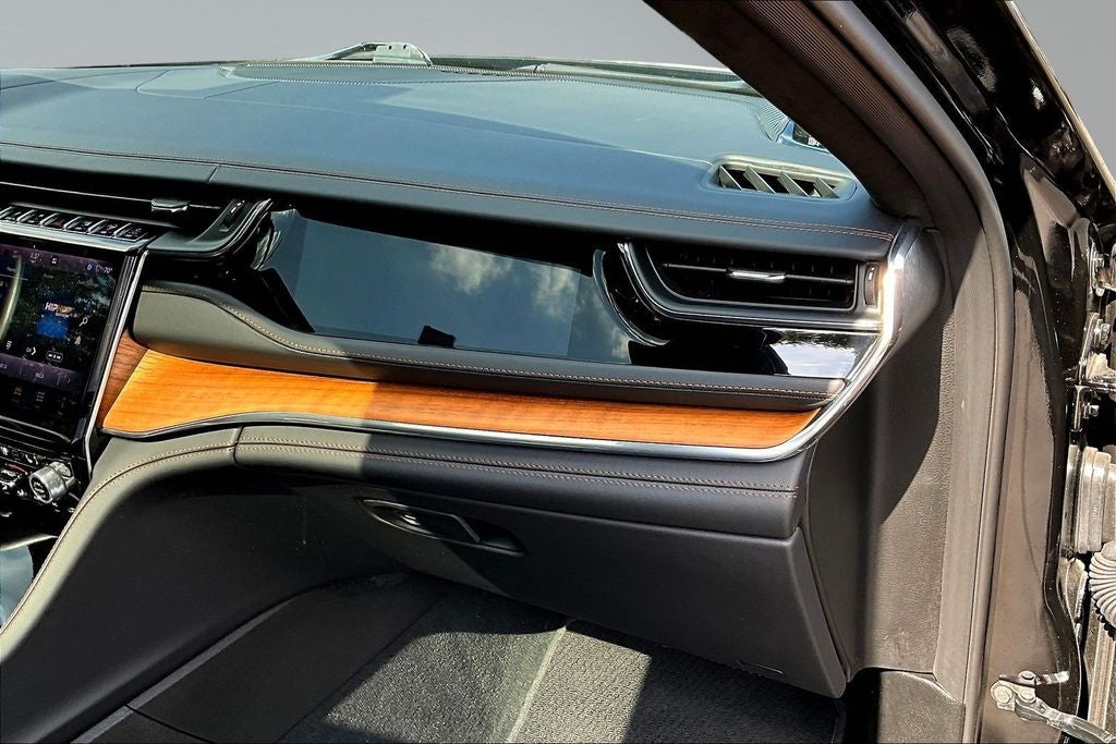 2025 Jeep Grand Cherokee Summit Reserve