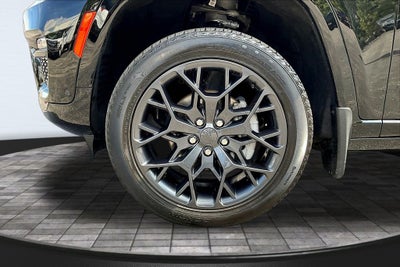 2025 Jeep Grand Cherokee Summit Reserve