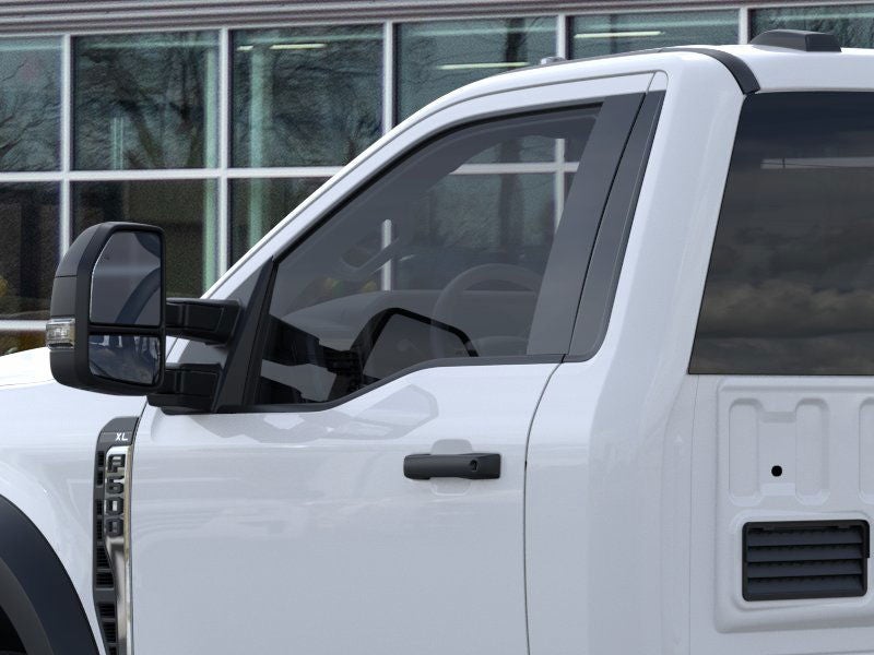 2025 Ford F-600SD XL