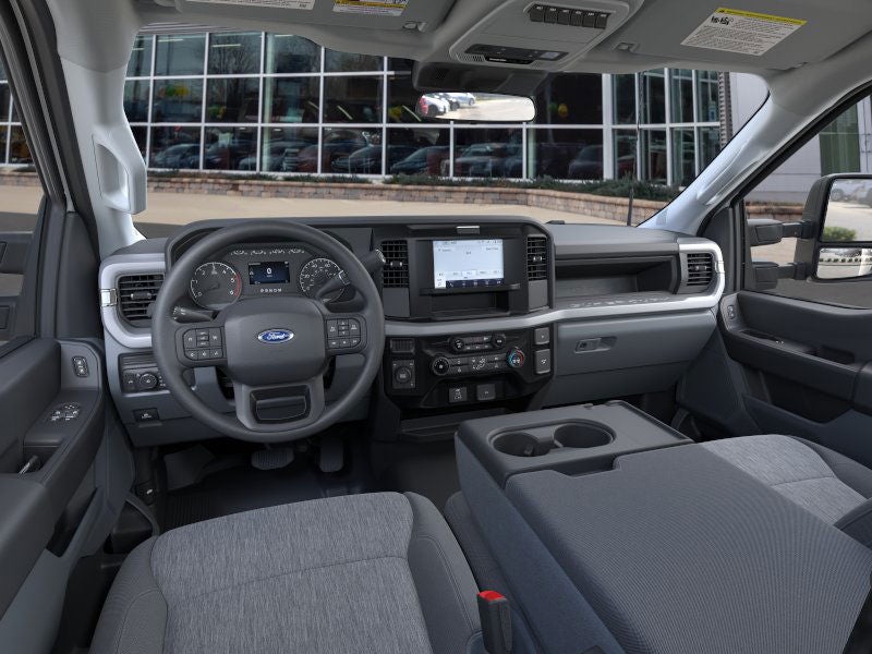 2025 Ford F-600SD XL