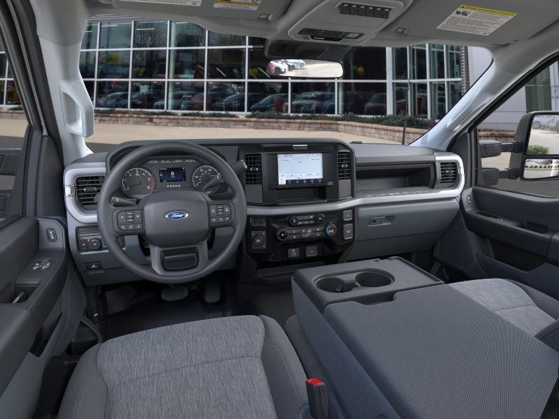 2025 Ford F-600SD XL