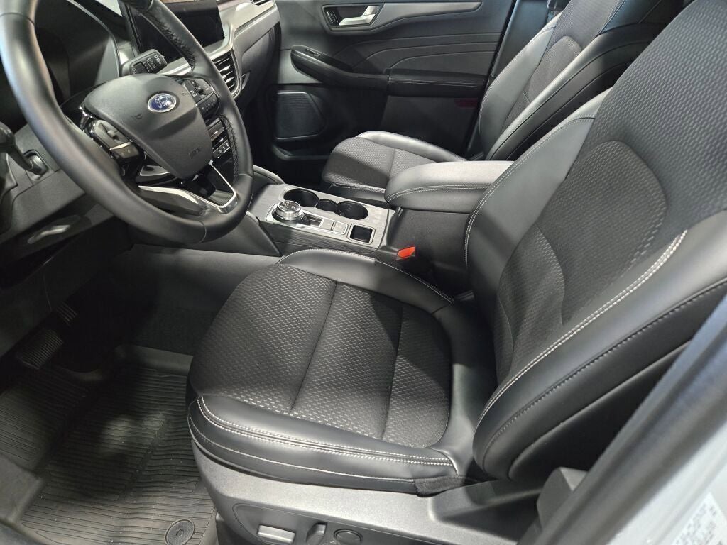 2025 Ford Escape Plug-In Hybrid Base