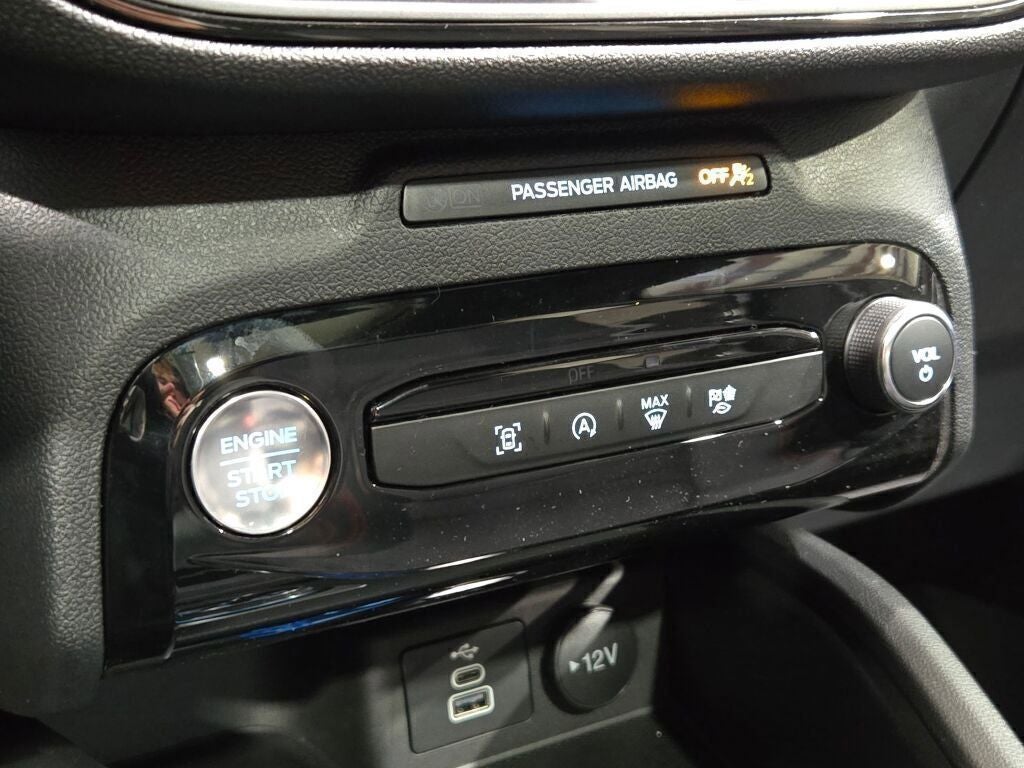 2025 Ford Escape ST-Line - Photo 27