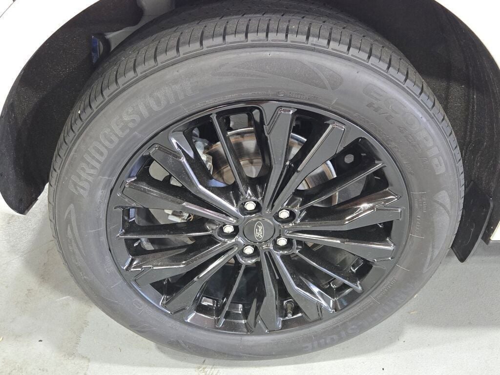 2023 Ford Escape ST-Line Elite