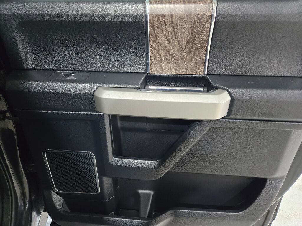 2017 Ford F-350SD Lariat