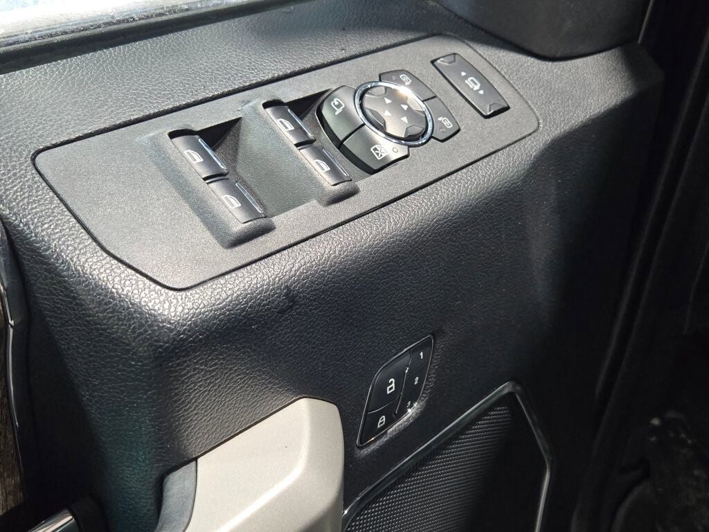 2017 Ford F-350SD Lariat