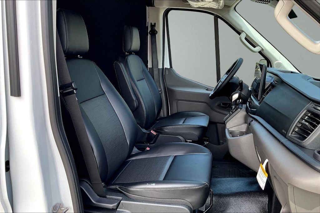 2027 Ford Transit-250 Base