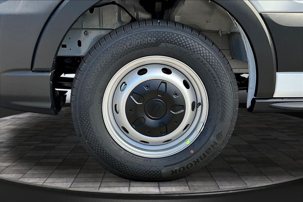 2027 Ford Transit-250 Base
