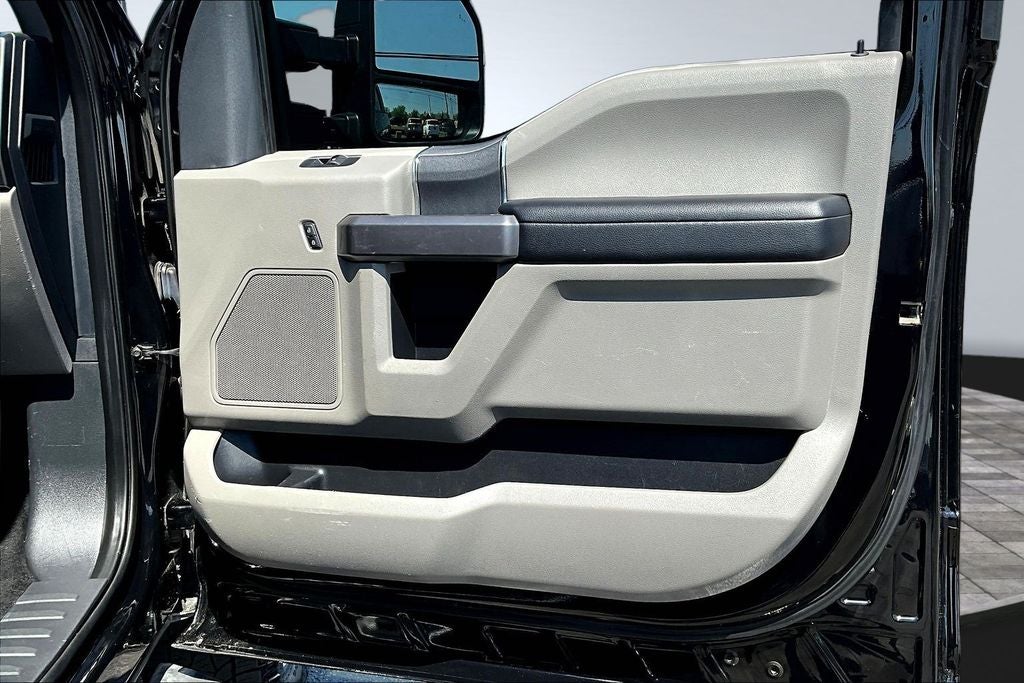 2022 Ford F-350SD XLT