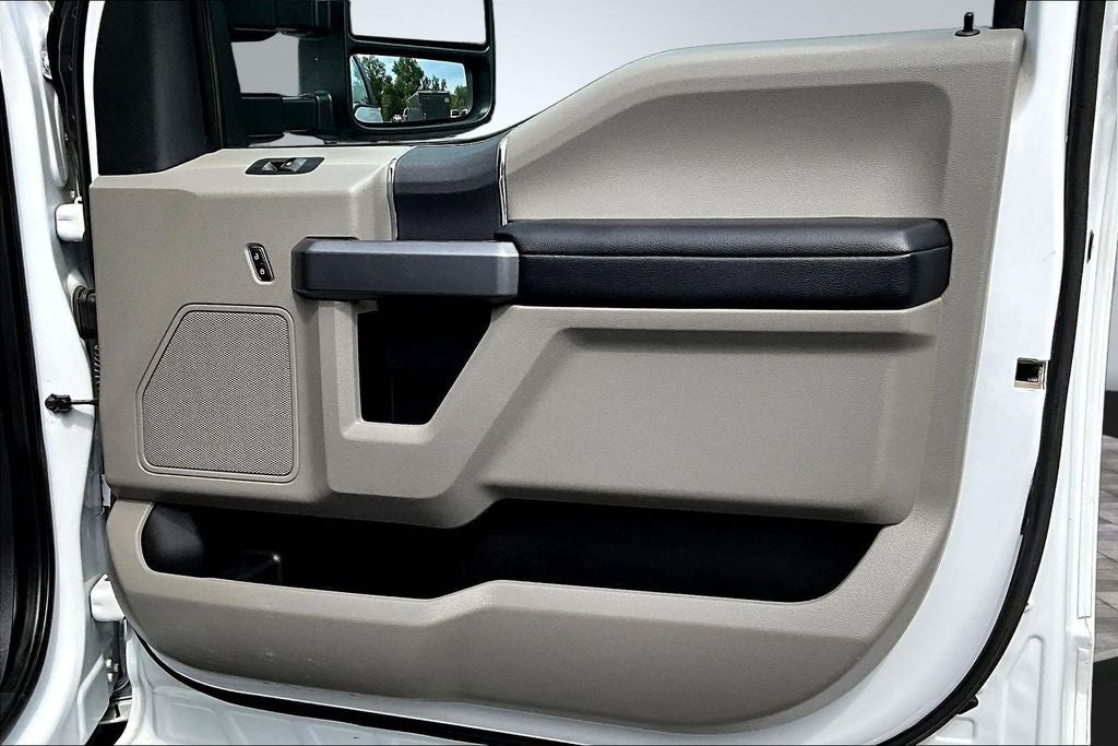 2022 Ford F-350SD XLT