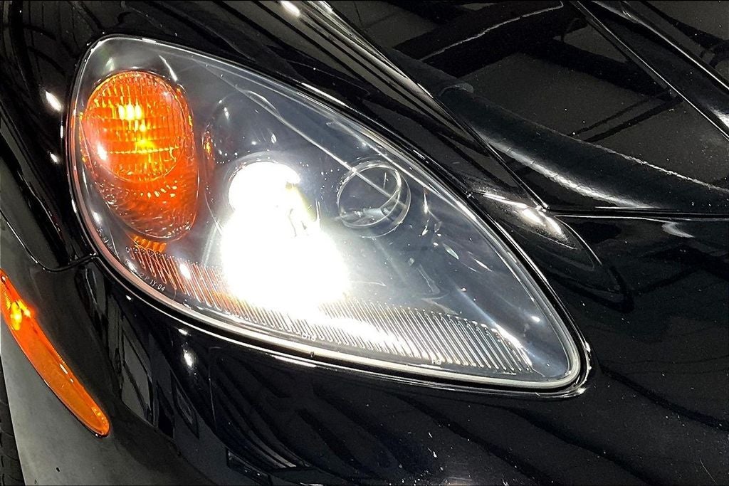2005 Chevrolet Corvette Base