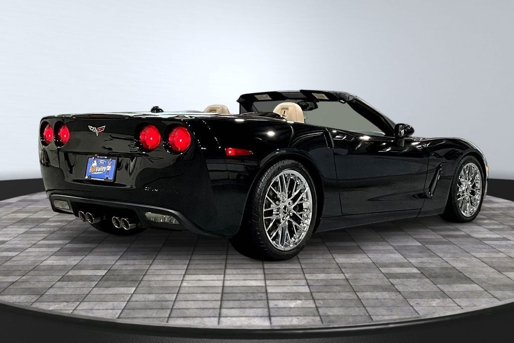 2005 Chevrolet Corvette Base