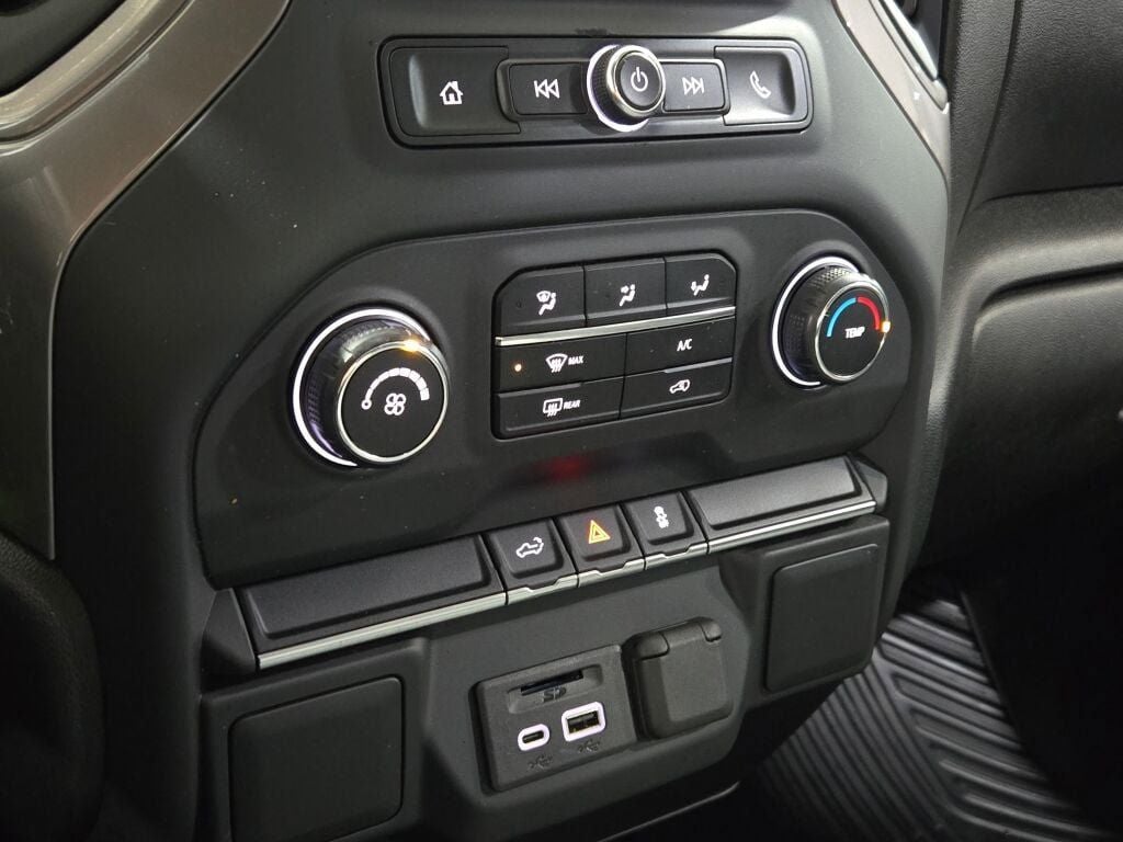 2020 Chevrolet Silverado 1500 Custom