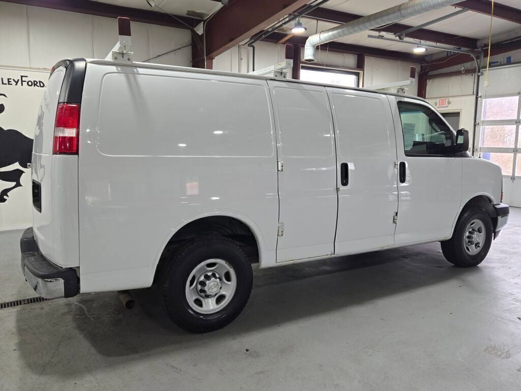 2017 Chevrolet Express 3500 Work Van Cargo