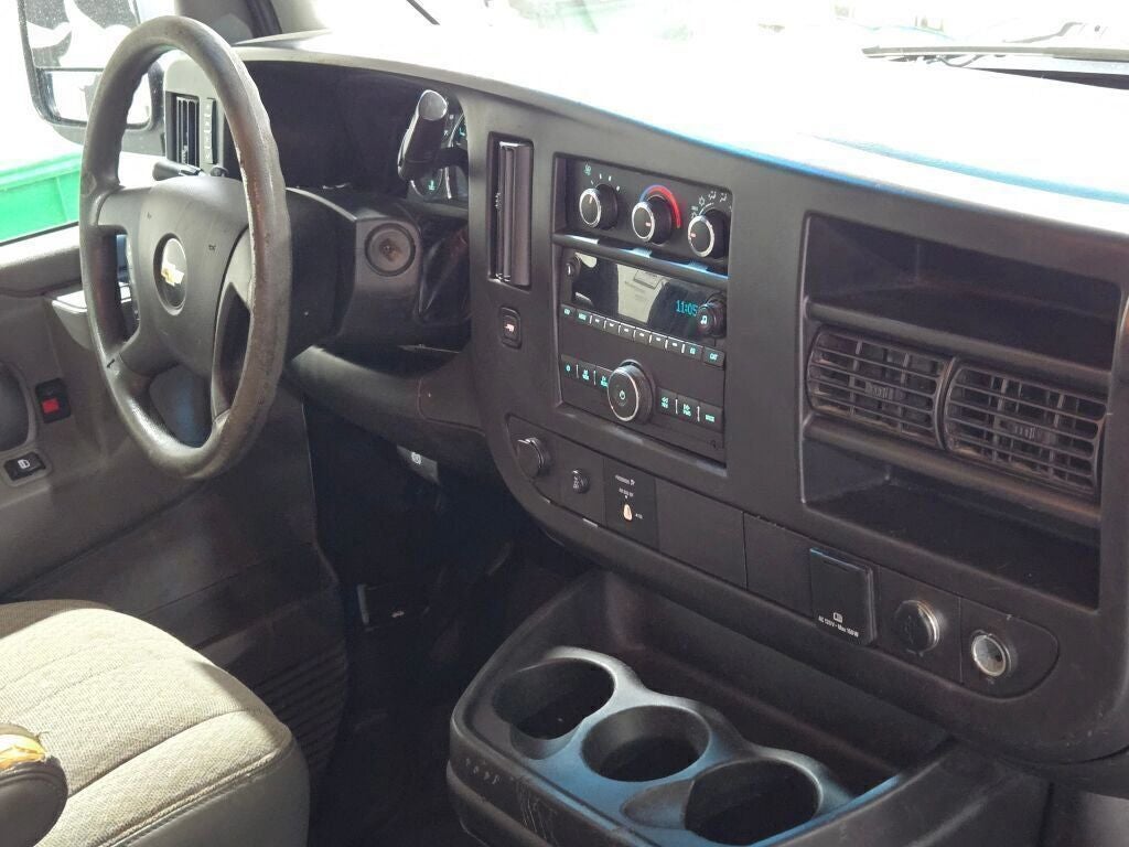 2017 Chevrolet Express 3500 Work Van Cargo