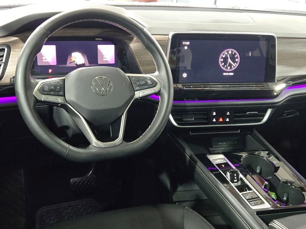2024 Volkswagen Atlas 2.0T SEL
