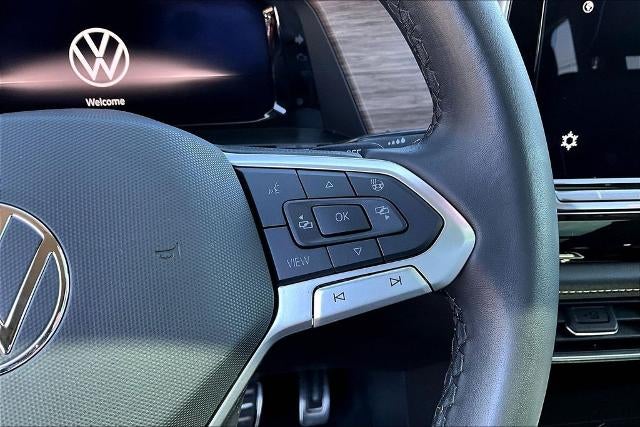 2025 Volkswagen Atlas 2.0T SEL Premium R-Line