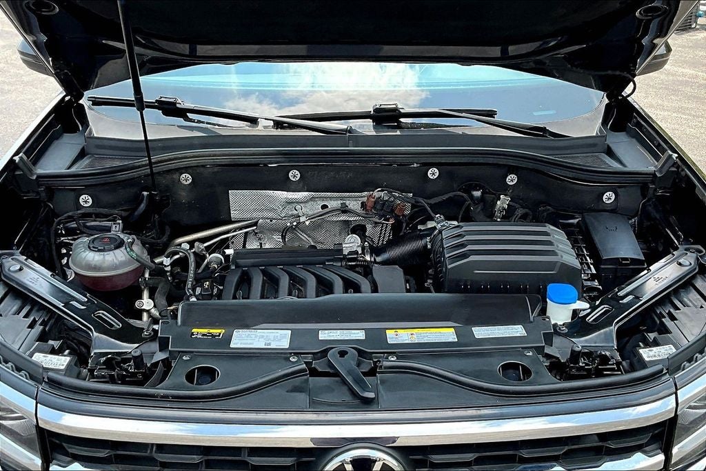 2022 Volkswagen Atlas 3.6L V6 SE w/Technology