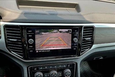 2022 Volkswagen Atlas 3.6L V6 SE w/Technology