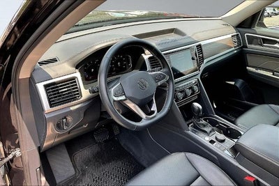 2022 Volkswagen Atlas 3.6L V6 SE w/Technology