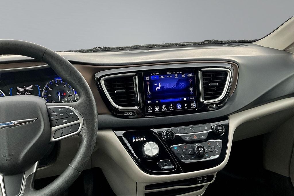 2017 Chrysler Pacifica Touring L