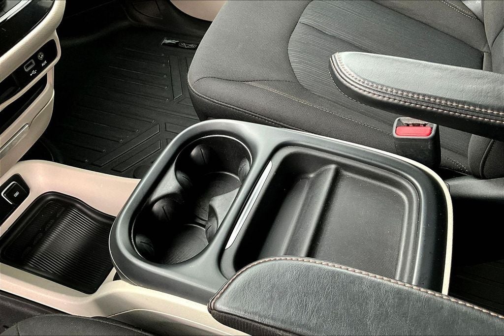 2017 Chrysler Pacifica Touring L