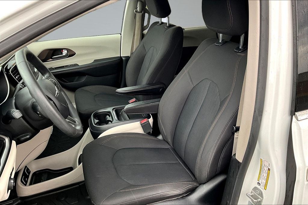 2017 Chrysler Pacifica Touring L