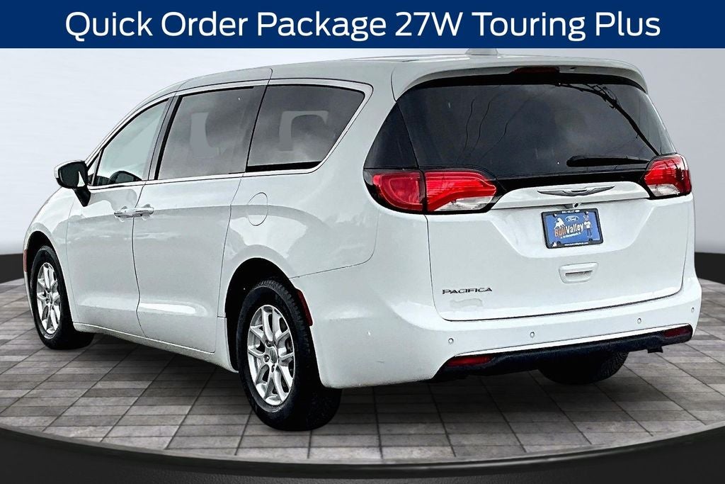 2017 Chrysler Pacifica Touring L