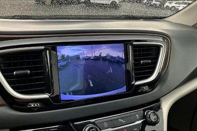 2017 Chrysler Pacifica Touring L