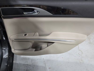 2016 Lincoln MKZ Base