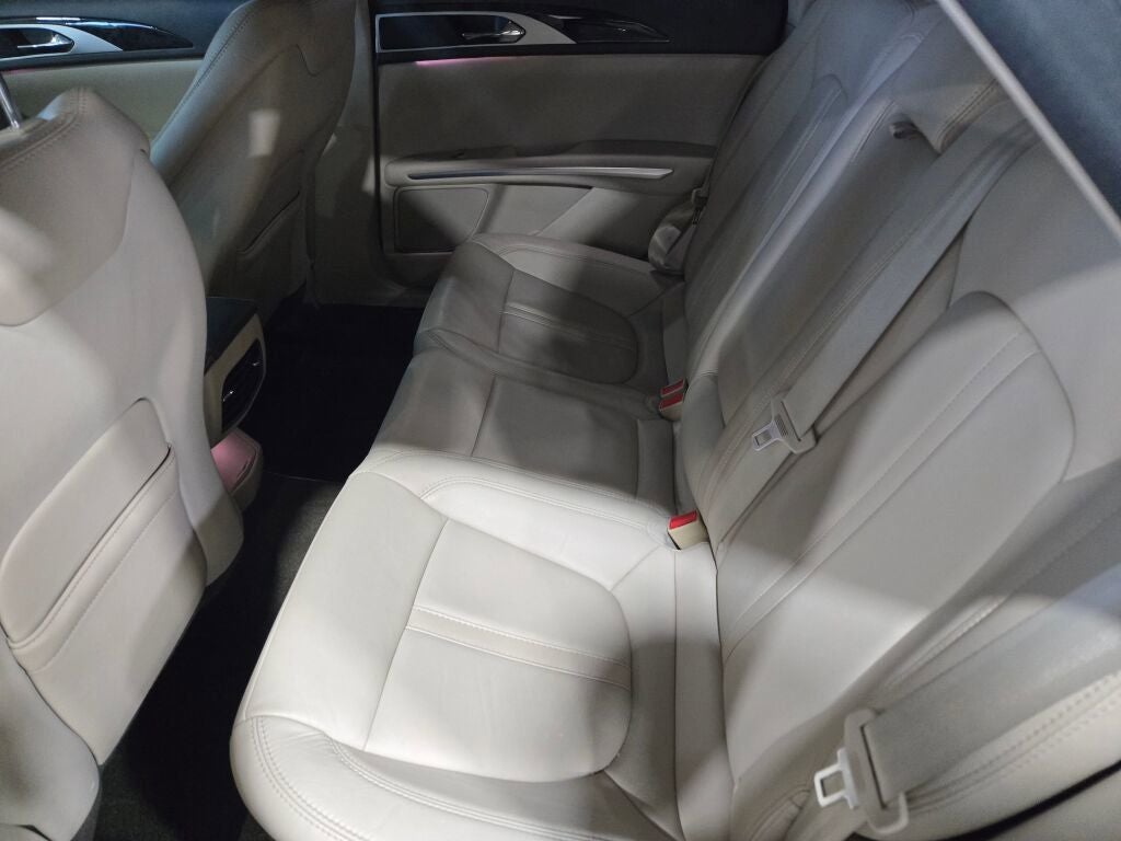 2016 Lincoln MKZ Base