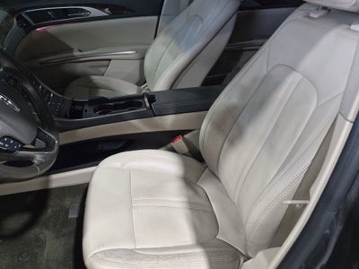 2016 Lincoln MKZ Base