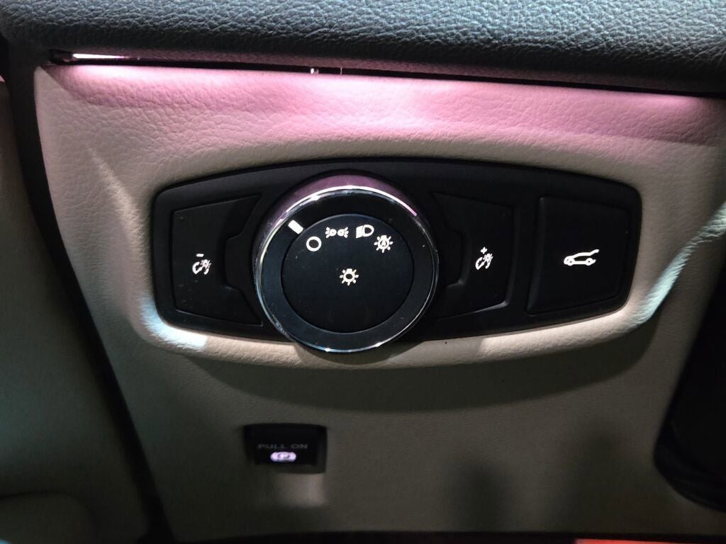 2016 Lincoln MKZ Base