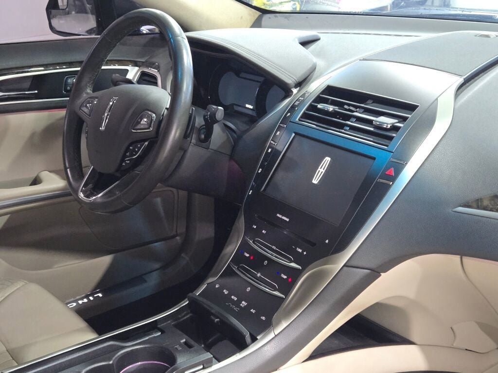 2016 Lincoln MKZ Base