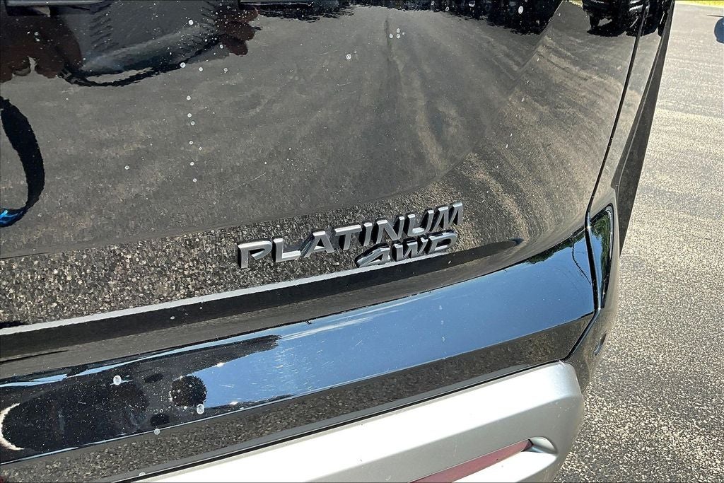 2023 Nissan Pathfinder Platinum