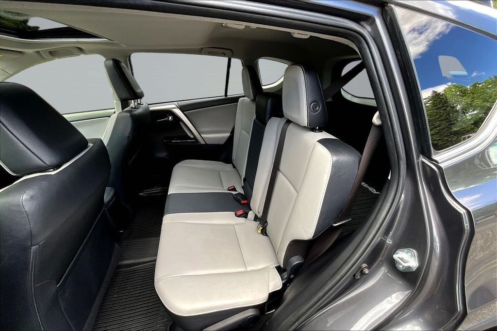 2017 Toyota RAV4 Limited