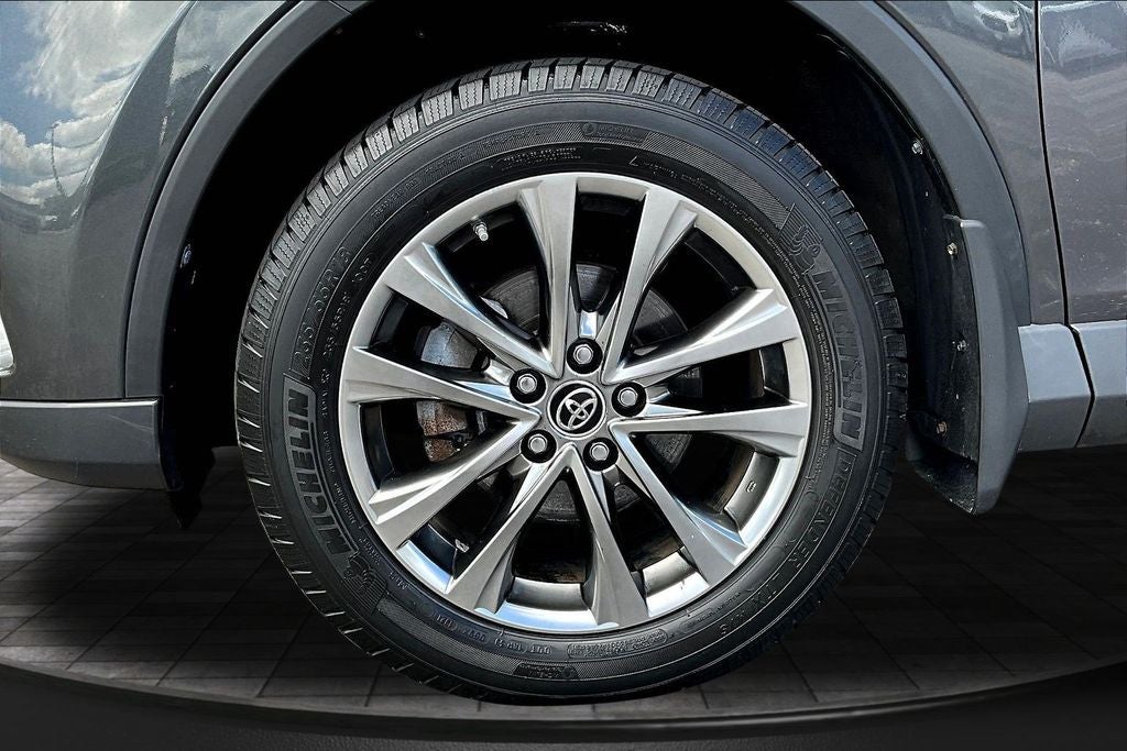 2017 Toyota RAV4 Limited