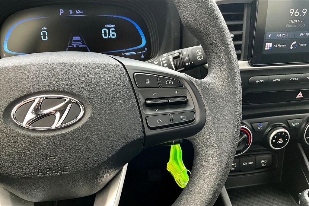 2023 Hyundai Venue SE