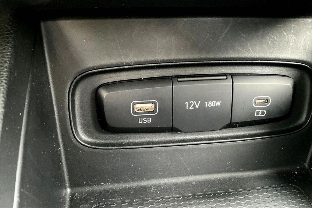 2023 Hyundai Venue SE