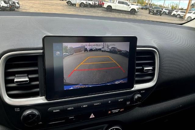 2023 Hyundai Venue SE