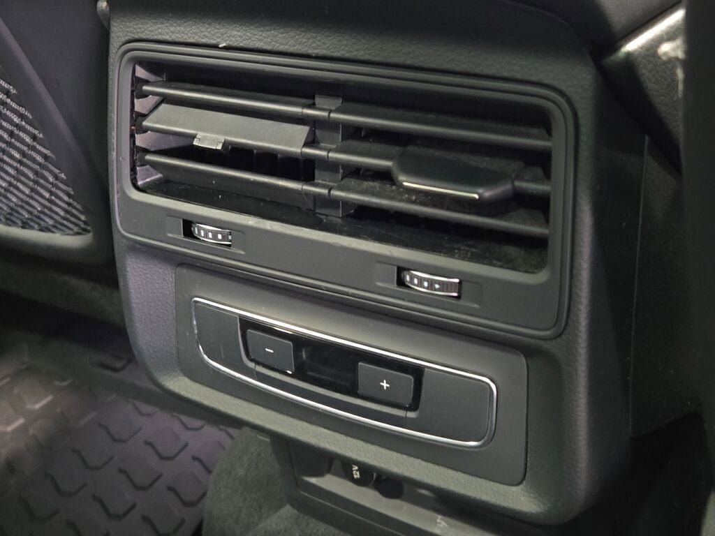 2022 Audi Q7 45 Premium quattro