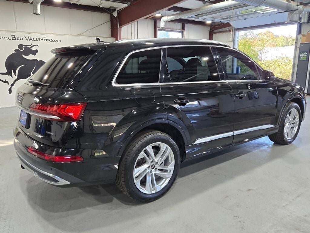 2022 Audi Q7 45 Premium quattro
