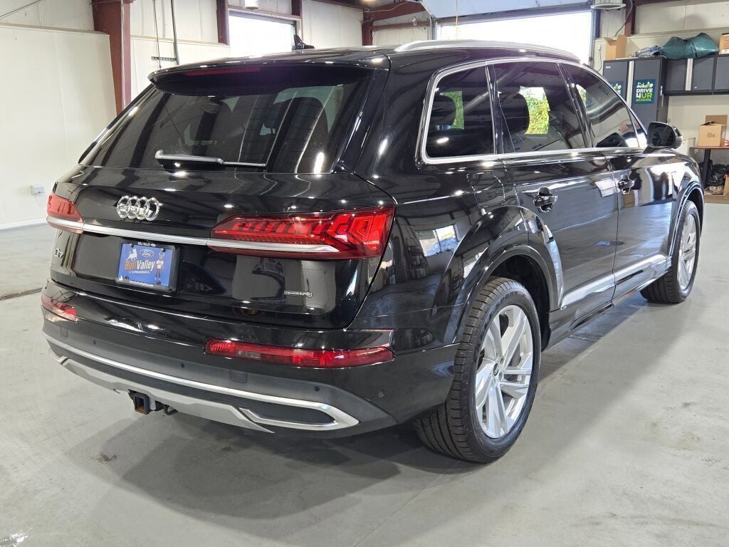 2022 Audi Q7 45 Premium quattro