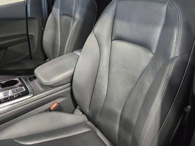 2022 Audi Q7 45 Premium quattro