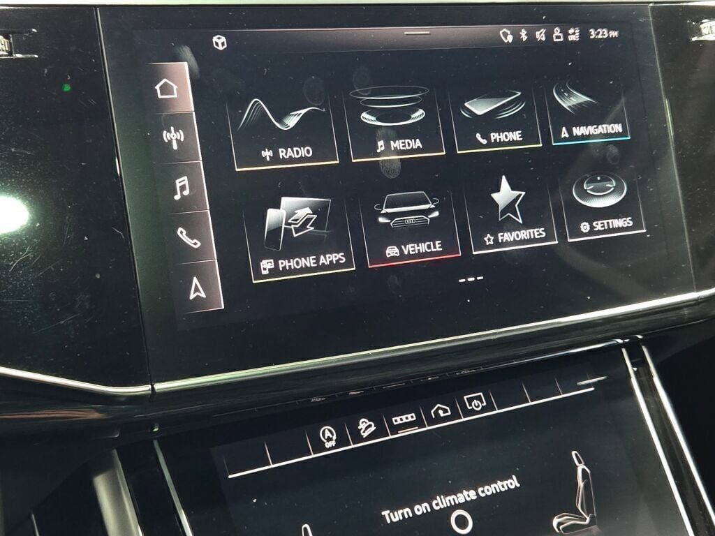 2022 Audi Q7 45 Premium quattro