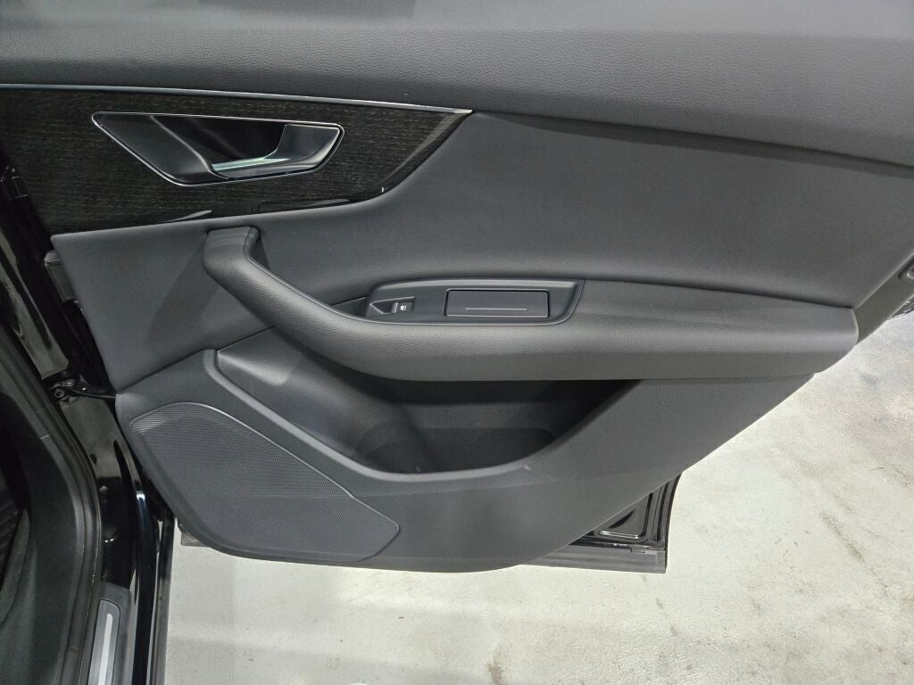 2022 Audi Q7 45 Premium quattro