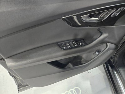 2022 Audi Q7 45 Premium quattro