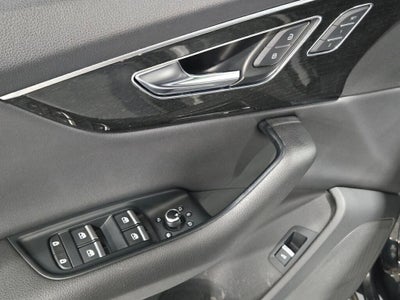 2022 Audi Q7 45 Premium quattro